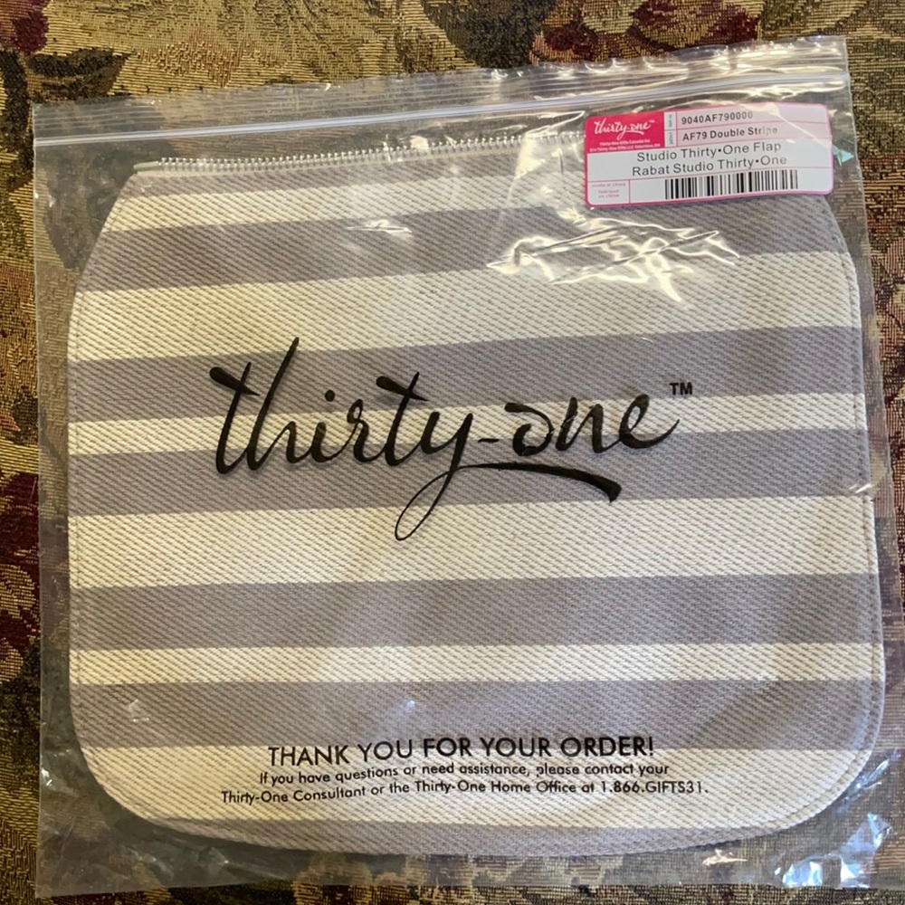 Studio thirty one flap